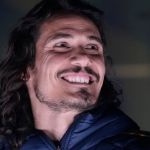 Cavani é apresentado no Boca Juniors com Bombonera lotada e festa