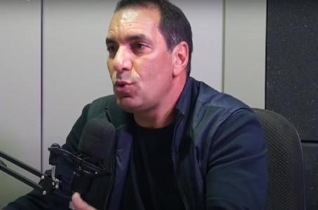 Edmundo tem criticado abertamente a gestão de Pedrinho no Vasco