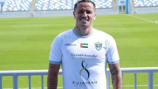 Edu marcou um gol logo nos primeiros minutos da estreia