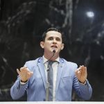 Deputado notifica concessionária para tapar buracos na MG-050 próximo a Divinópolis