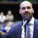 'Se passar, talvez esse seja meu ultimo mandato', diz Eduardo Bolsonaro sobre PL das Fake News
