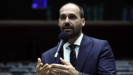 Eduardo Bolsonaro viajou a Belo Horizonte para lançar livro sobre o pai