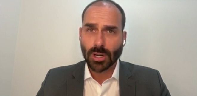Eduardo Bolsonaro diz que prisão de seu pai não vai interferir na redução de tarifas