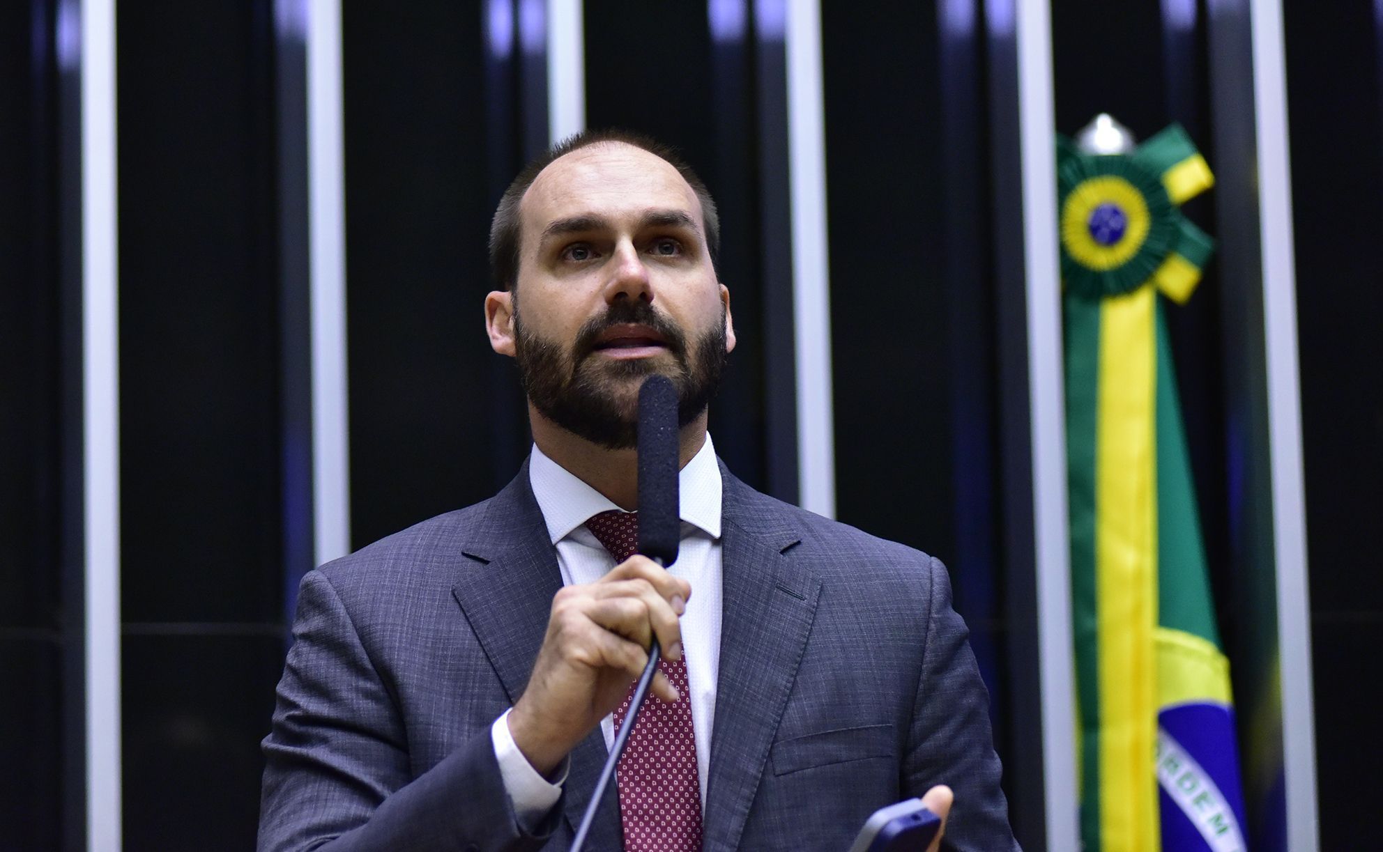 Abin paralela: computador do assessor de Bolsonaro é apreendido pela PF, afirma Eduardo
