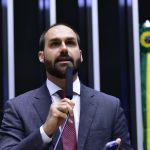 Abin paralela: computador do assessor de Bolsonaro é apreendido pela PF, afirma Eduardo