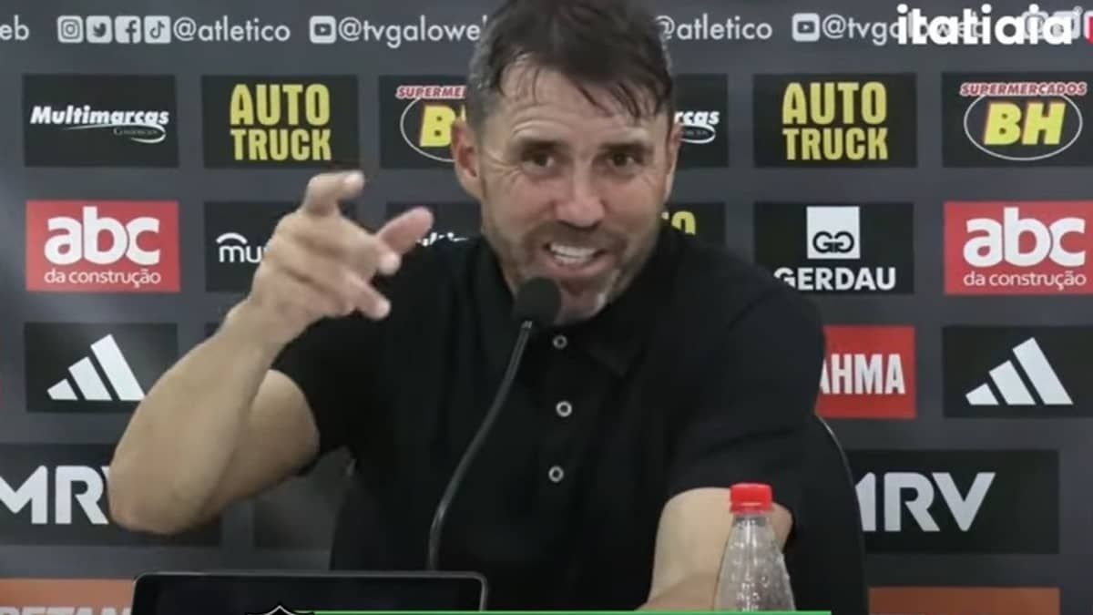 Atlético: Coudet vence primeiro clássico no Brasil e brinca com repórter