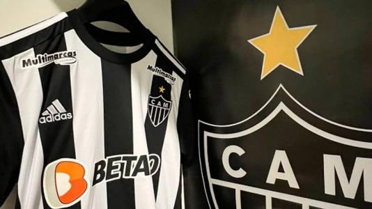 Eduardo Coudet definiu os 11 titulares do Atlético no clássico