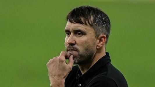 Eduardo Coudet enfrenta dificuldade para montar elenco para a Libertadores