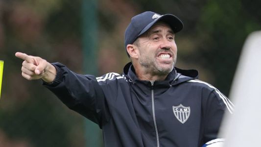 Eduardo Coudet espera levar o Atlético à fase de grupos da Copa Libertadores