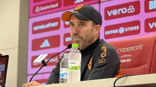 Eduardo Coudet foi apresentado pelo Internacional nesta sexta (21)