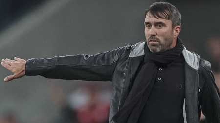 Eduardo Coudet foi alvo de queixas anônimas da torcida