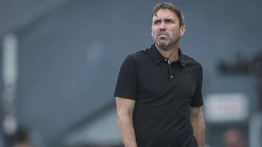 Eduardo Coudet gostou da atuação do Atlético contra o Santos