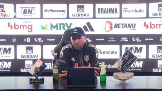 Eduardo Coudet pediu desculpas à diretoria do Atlético