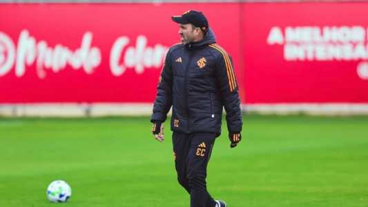 Eduardo Coudet pode preservar a equipe para enfrentar o Corinthians