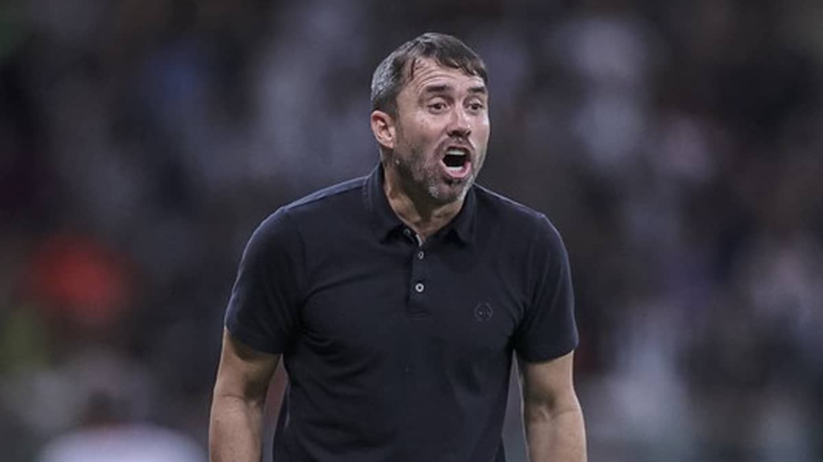Coudet tem um grande problema para resolver no Atlético
