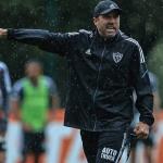 Coudet aguarda novos reforços no Atlético para a Copa Libertadores