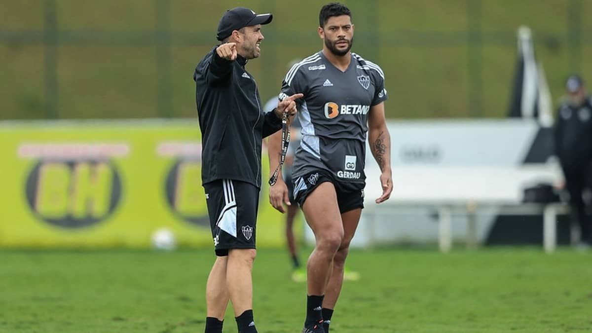 Villa Nova marca estreias de técnicos argentinos do Atlético nos últimos anos