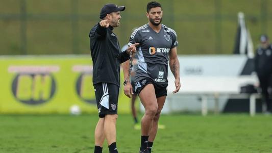 Eduardo Coudet vai comandar o Atlético no jogo-treino contra o Villa Nova