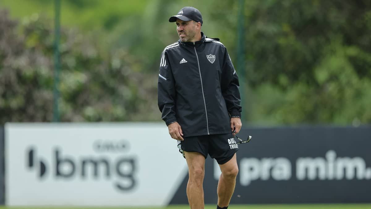 Tombense x Atlético: prováveis escalações, dúvidas e desfalques