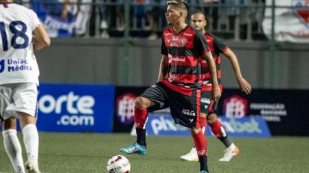 Eduardo é o novo reforço do Náutico