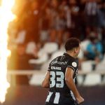 Em casa, Botafogo derrota São Paulo na estreia do Campeonato Brasileiro
