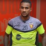 Eduardo faz tatuagem com leão e escudo do Sport: 'Renasci aqui'