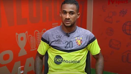 Eduardo, lateral-direito do Sport