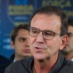 Paes confirma que irá sair da prefeitura do Rio para disputar o governo do estado