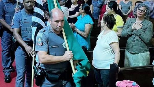 Eduardo Sabatini Junior carregou bandeira do Brasil em missa antes de ser baleado