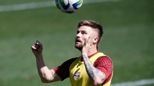 Eduardo Sasha em partida pelo Red Bull Bragantino