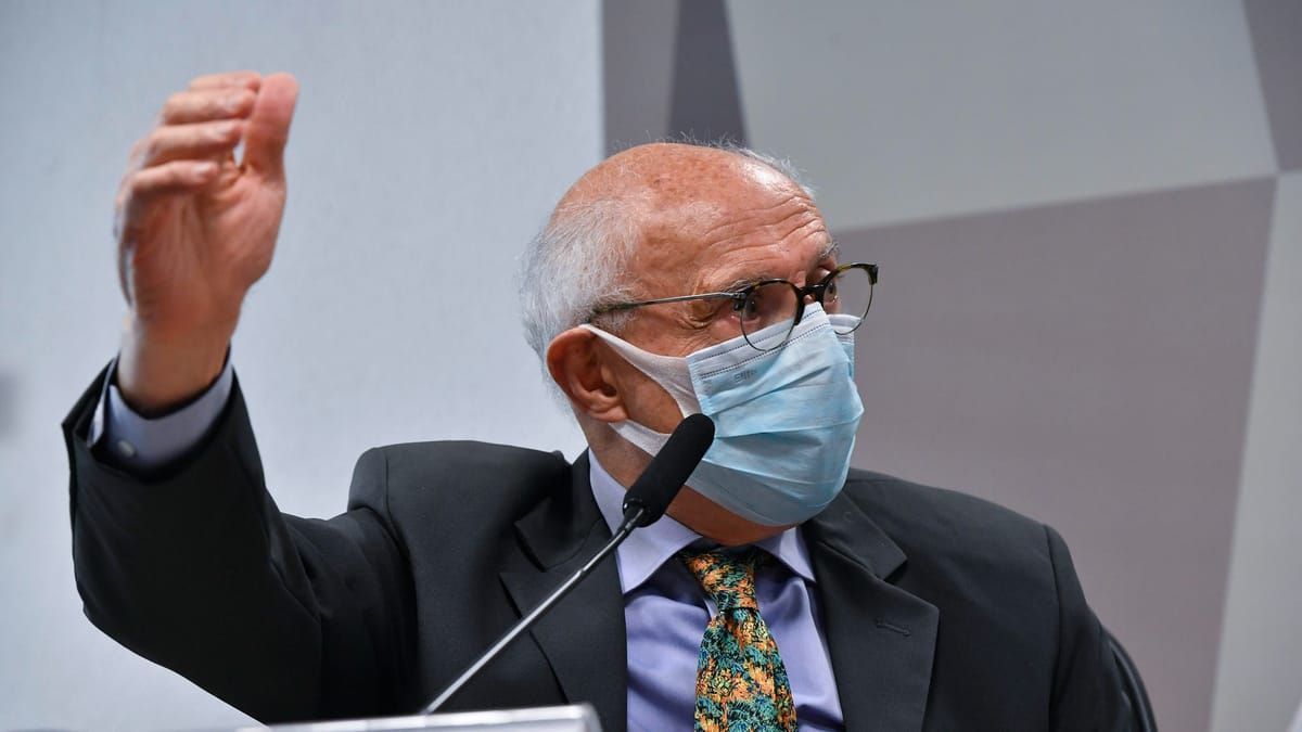 Eduardo Suplicy anuncia que está curado de câncer linfático