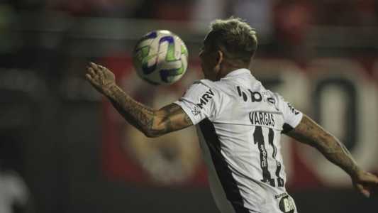 Eduardo Vargas tem contrato com o Atlético até dezembro de 2024