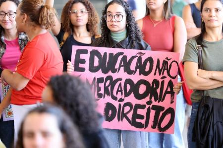 EDUCAÇÃO