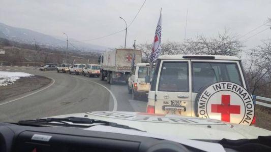 Orfanato fica no centro da capital sudanesa, em uma área bastante afetada pela guerra