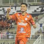 Com gol de Egídio, Tombense busca empate contra o Atlético-GO