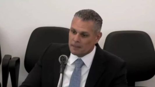Ele foi preso no dia 10 de maio do ano passado, durante a Operação Calígula, que investigou a exploração ilegal de jogos de azar pelo bicheiro Rogério Andrade.