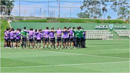 Elenco do América no CT Lanna Drumond