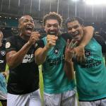 Luís Castro elogia mentalidade dos jogadores do Botafogo após vitória