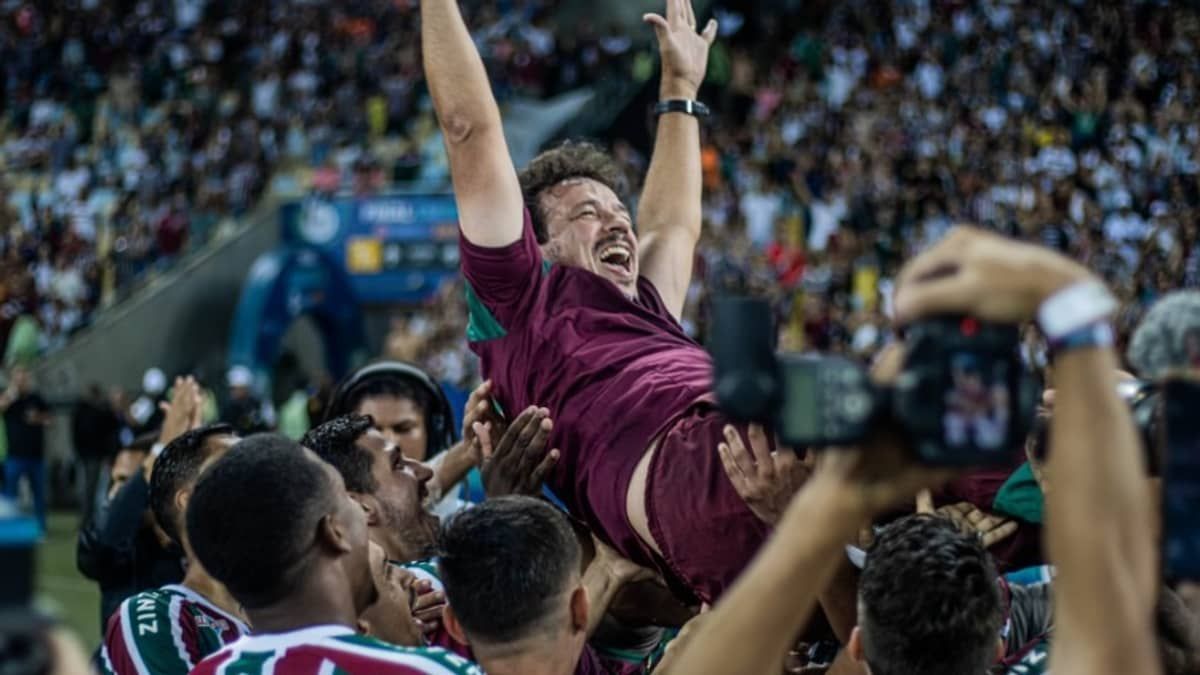 Técnico do Fluminense, Diniz é elogiado por jornais da Espanha