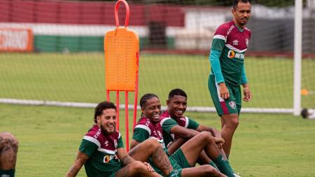 Elenco do Fluminense em treinamento no CT Carlos Castilho