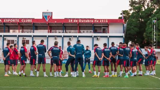 Elenco do Fortaleza em trabalho no CT do Pici, sede do clube na capital cearense