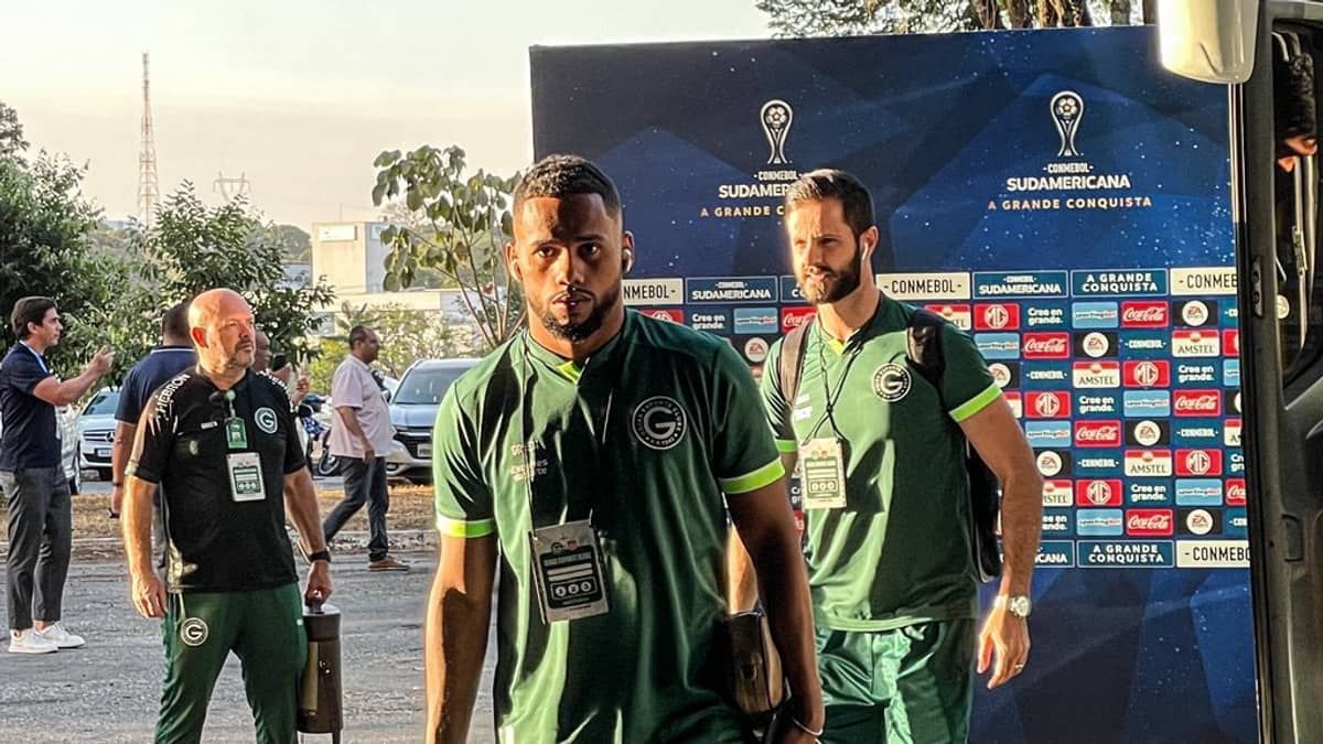 Goiás x Estudiantes-ARG: times estão escalados para jogo pela Sul-Americana