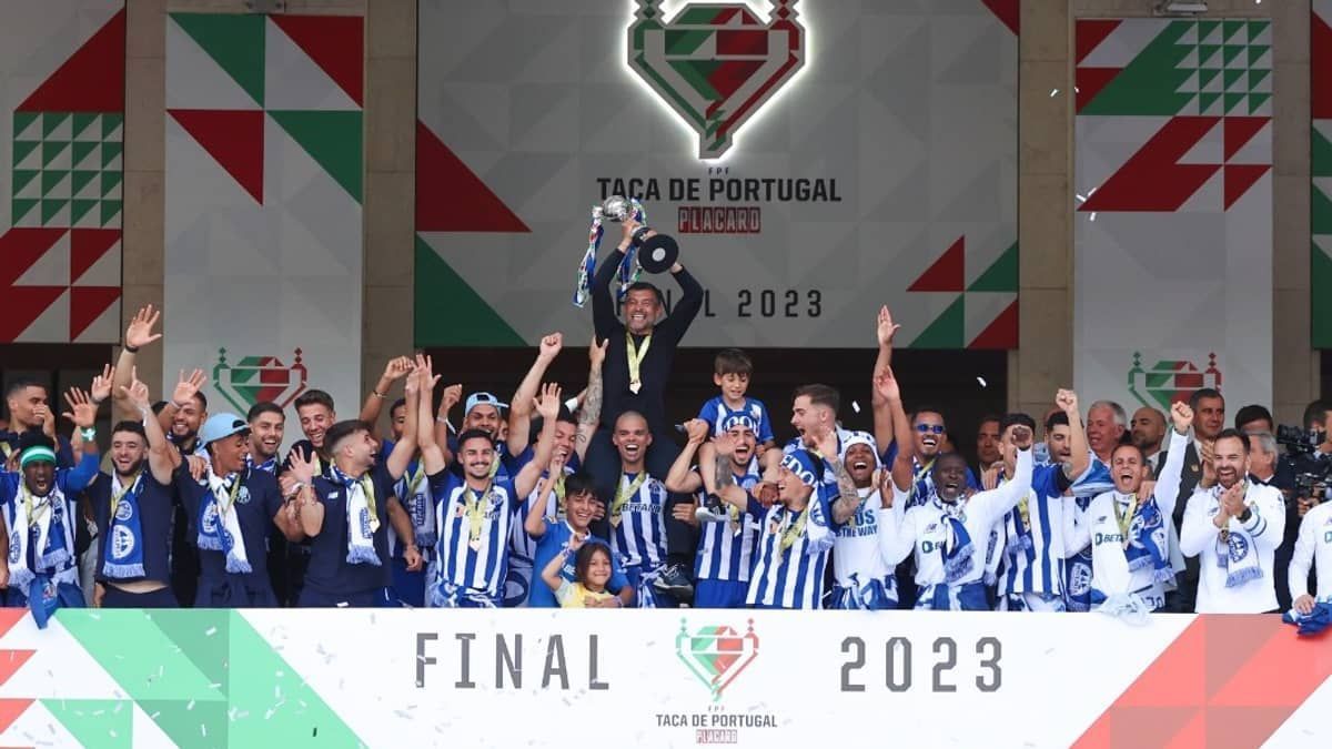 Porto resolve na etapa final, vence Braga e conquista a Taça de Portugal 