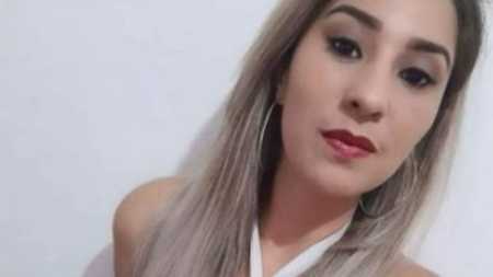 Elisangela passava revéillon com a família na orla da praia de Nova Mirim em São Paulo