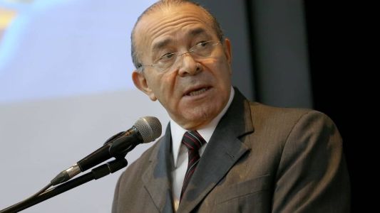 Eliseu Padilha descobriu a doença há um mês
