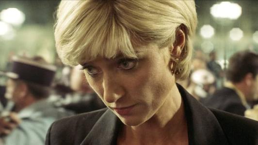 Elizabeth Debicki, atriz australiana, como princesa Diana em 'The Crown'