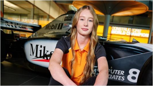 Ella Hakkinen, filha de Mika Hakkinen e nova piloto da Academia de Pilotos da McLaren