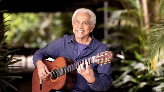 Em 1976, Paulinho da Viola compôs o irresistível samba "Perdoa", regravado por Elton Medeiros, Noite Ilustrada e Teresa Cristina