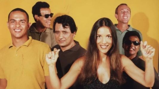 Em 1993, a Banda Eva gravou o seu primeiro disco e estourou nas paradas de sucesso com Ivete Sangalo nos vocais