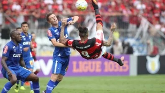 Em 2016, Cruzeiro saiu na frente, mas levou virada do Flamengo, em Cariacica